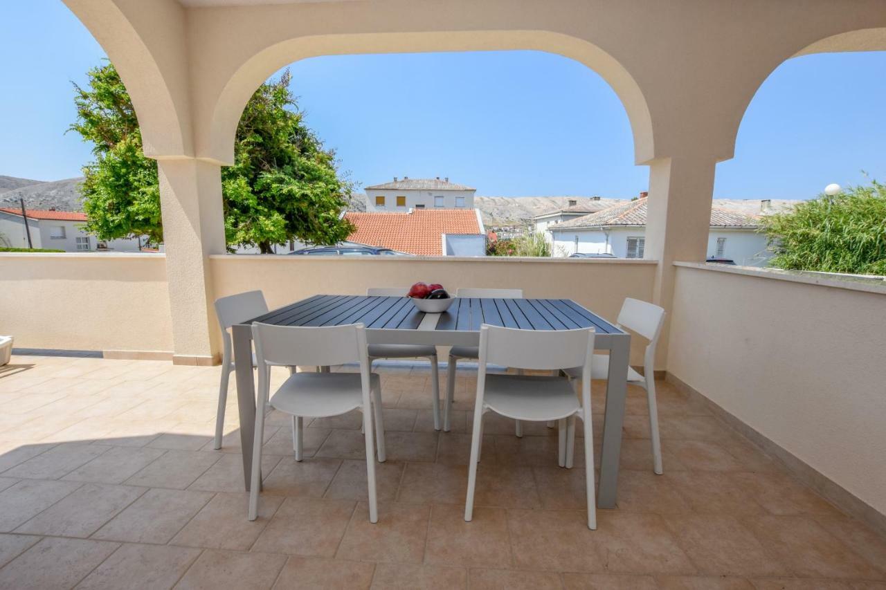 Villa Magena - Luxury Apartments In Pag Center Pag Town Exterior foto